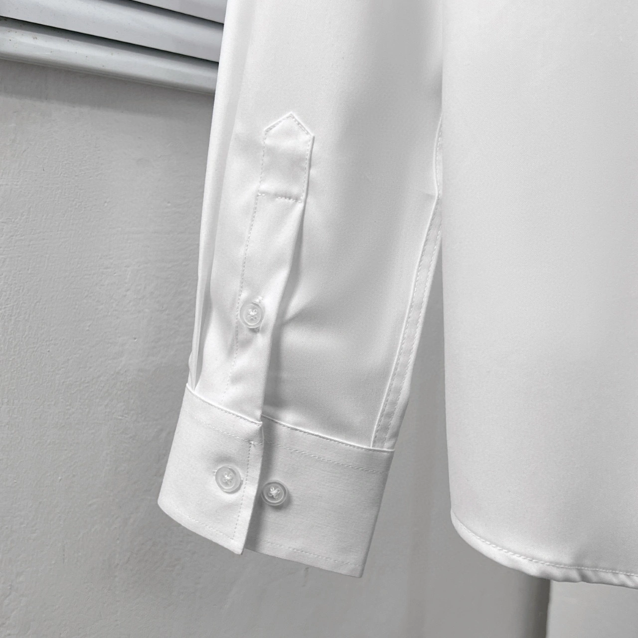 &wg.luxury--6iv593hy item:E-F000F0298T